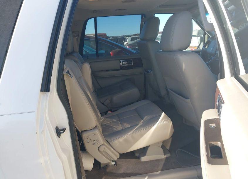 Photo 8 of 2014 Lincoln Navigator L (VIN 5LMJJ3H58EEL06837)