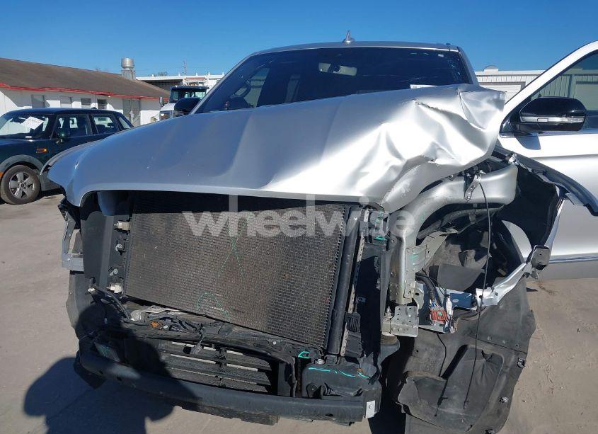 Photo 13 of 2018 Lincoln Navigator L SELECT (VIN 5LMJJ3HTXJEL10610)