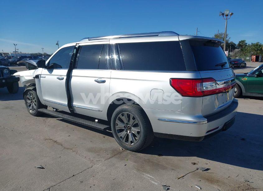 Photo 15 of 2018 Lincoln Navigator L SELECT (VIN 5LMJJ3HTXJEL10610)