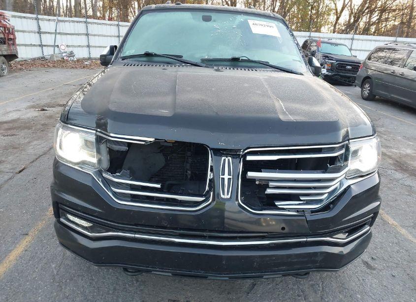 Photo 6 of 2015 Lincoln Navigator L (VIN 5LMJJ3JT2FEJ12315)
