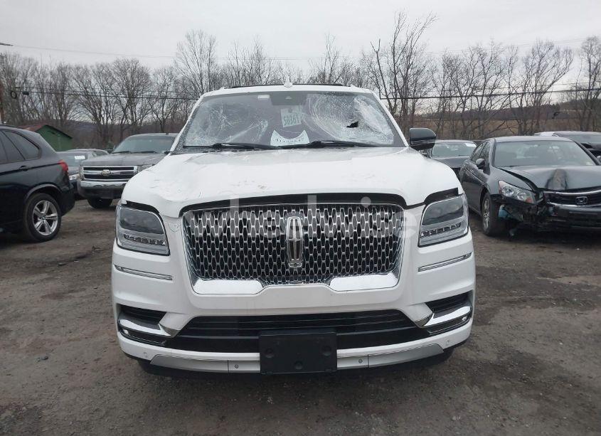 Photo 12 of 2018 Lincoln Navigator L RESERVE (VIN 5LMJJ3LTXJEL06371)