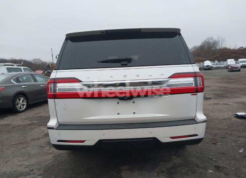 Photo 16 of 2018 Lincoln Navigator L RESERVE (VIN 5LMJJ3LTXJEL06371)
