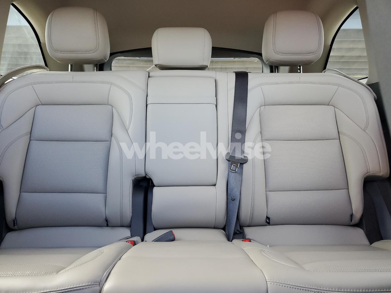 Photo 10 of 2025 LINCOLN NAUTILUS PREMIERE (VIN 5LMPJ8JA5SJ885108)