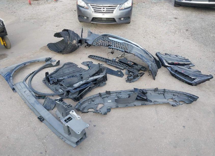 Photo 12 of 2024 Lincoln Nautilus PREMIERE (VIN 5LMPJ8JAXRJ865804)