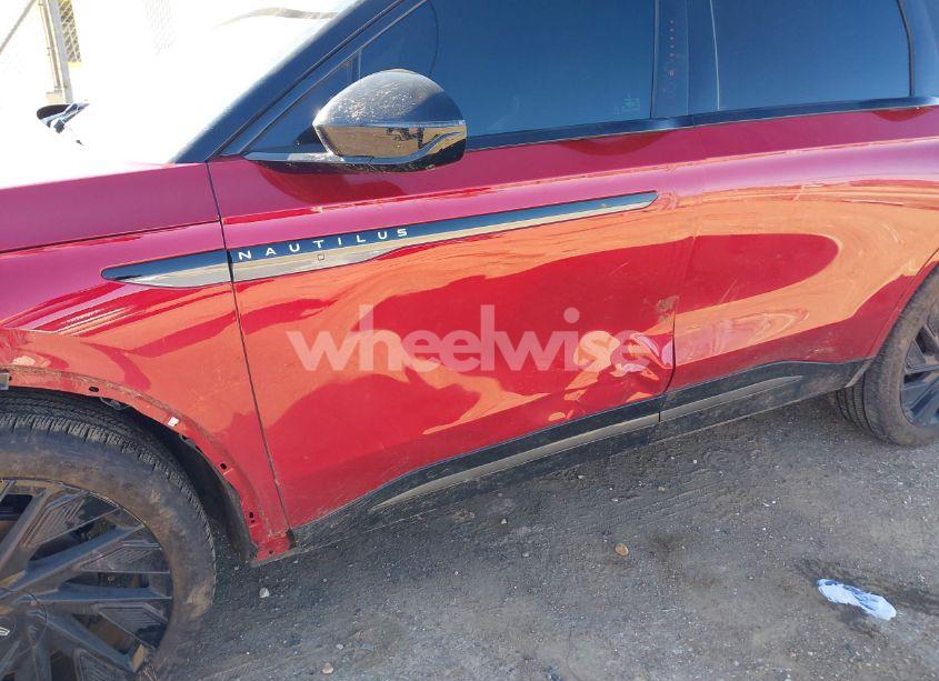 Photo 6 of 2024 Lincoln Nautilus RESERVE (VIN 5LMPJ8KA7RJ827719)