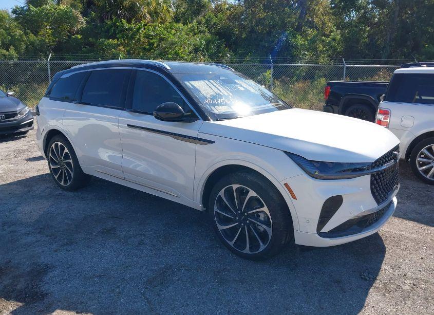 2024 Lincoln Nautilus BLACK LABEL (VIN 5LMPJ9J47RJ796036) main photo