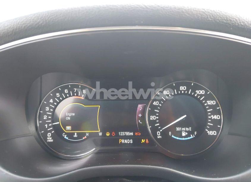 Photo 7 of 2015 Lincoln Mkc N/A (VIN 5LMTJ2AH2FUJ23531)