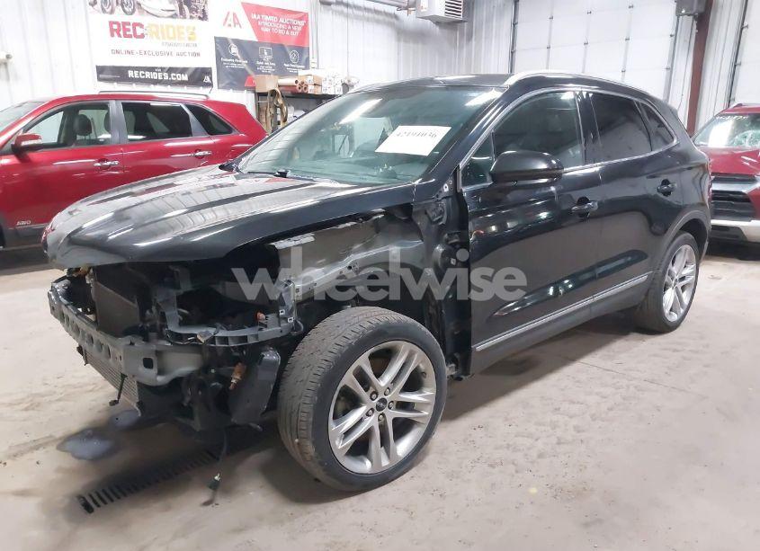 Photo 2 of 2015 Lincoln Mkc N/A (VIN 5LMTJ2AH3FUJ40676)