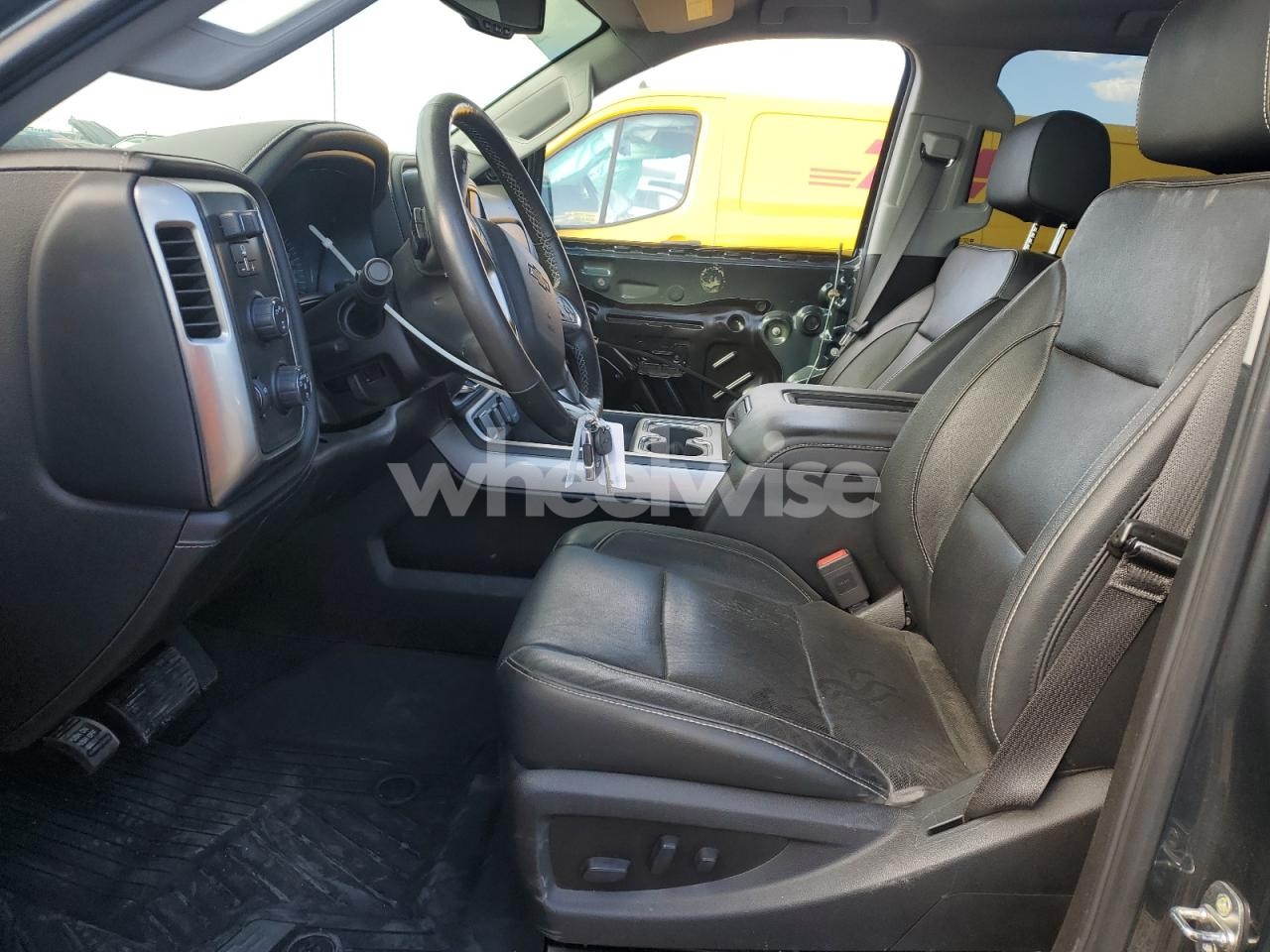 Photo 7 of 2019 CHEVROLET SILVERADO K2500 HEAVY DUTY LTZ (VIN 5LMTJ2DH3GUJ27097)