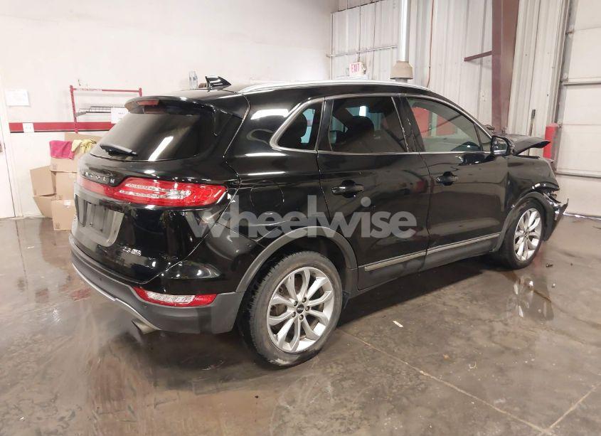 Photo 4 of 2016 Lincoln Mkc SELECT (VIN 5LMTJ2DH4GUJ08512)