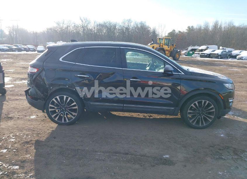 Photo 13 of 2019 Lincoln Mkc RESERVE (VIN 5LMTJ3DH1KUL01408)