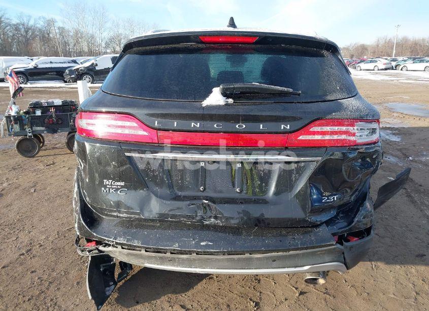 Photo 18 of 2019 Lincoln Mkc RESERVE (VIN 5LMTJ3DH1KUL01408)