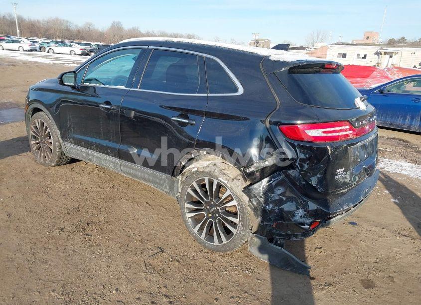 Photo 3 of 2019 Lincoln Mkc RESERVE (VIN 5LMTJ3DH1KUL01408)