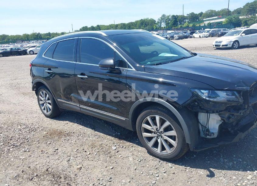 2019 Lincoln Mkc RESERVE (VIN 5LMTJ3DH1KUL09136) main photo