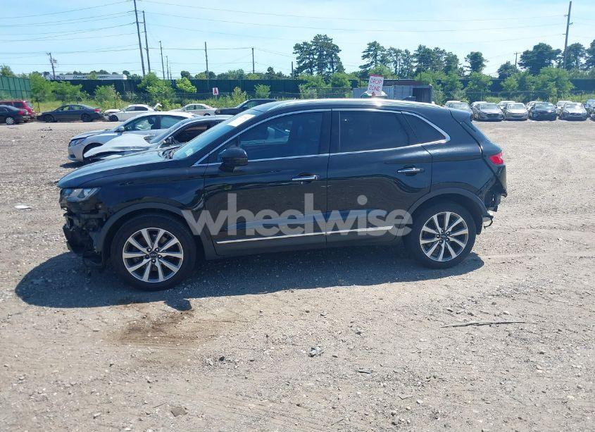 Photo 14 of 2019 Lincoln Mkc RESERVE (VIN 5LMTJ3DH1KUL09136)