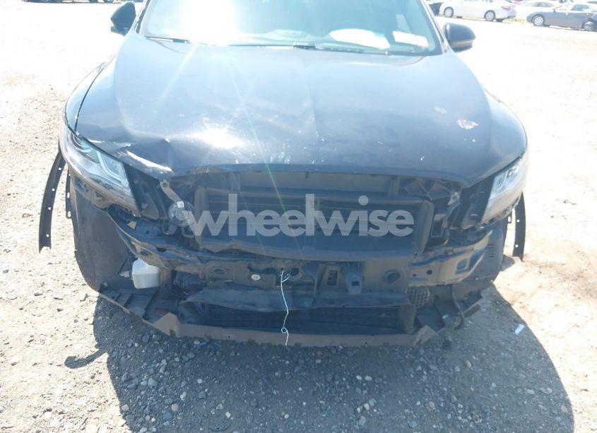 Photo 6 of 2019 Lincoln Mkc RESERVE (VIN 5LMTJ3DH1KUL09136)