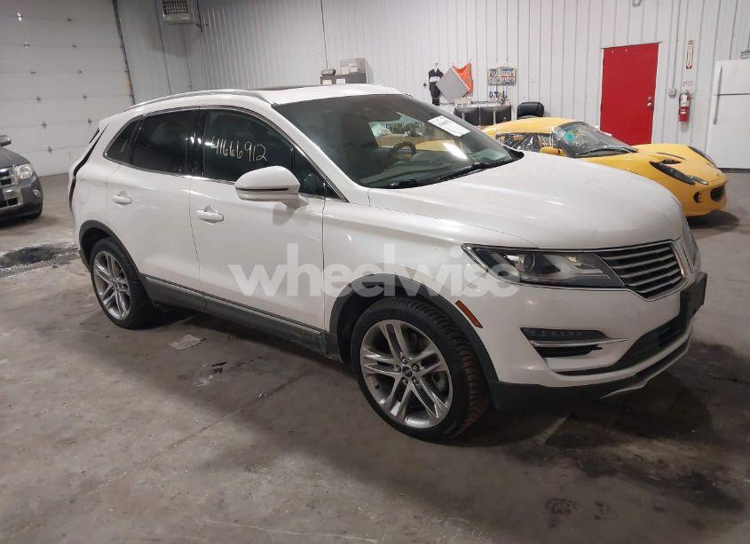 2016 Lincoln Mkc RESERVE (VIN 5LMTJ3DH2GUJ24052) main photo