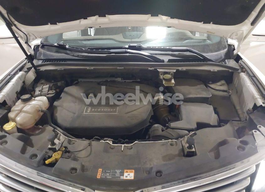 Photo 10 of 2016 Lincoln Mkc RESERVE (VIN 5LMTJ3DH2GUJ24052)