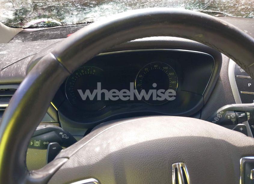 Photo 7 of 2019 Lincoln Mkc RESERVE (VIN 5LMTJ3DH6KUL07611)