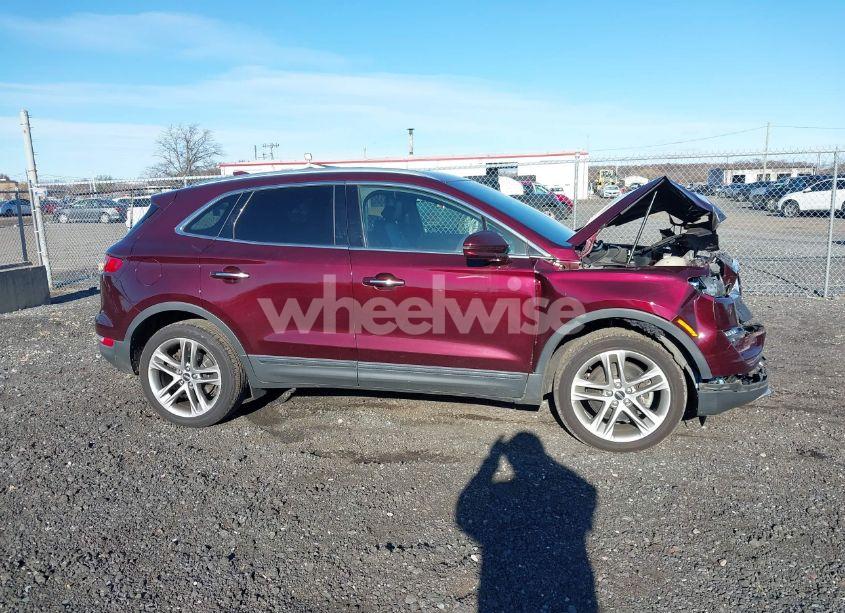 Photo 13 of 2019 Lincoln Mkc RESERVE (VIN 5LMTJ3DH6KUL09715)