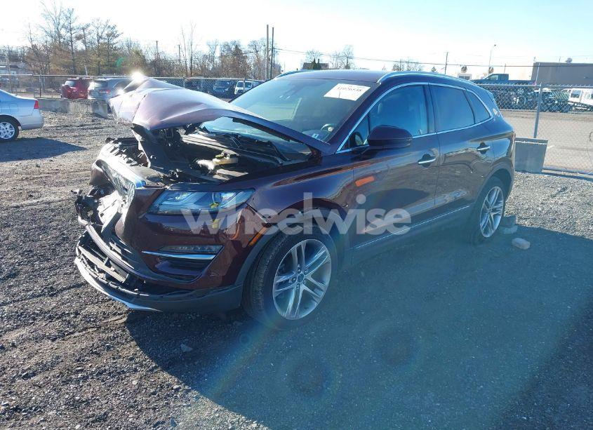 Photo 2 of 2019 Lincoln Mkc RESERVE (VIN 5LMTJ3DH6KUL09715)