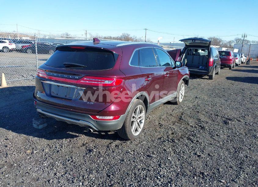 Photo 4 of 2019 Lincoln Mkc RESERVE (VIN 5LMTJ3DH6KUL09715)