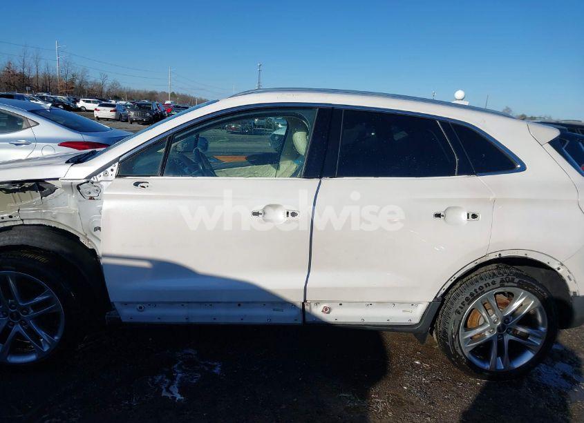 Photo 15 of 2016 Lincoln Mkc RESERVE (VIN 5LMTJ3DH9GUJ21388)
