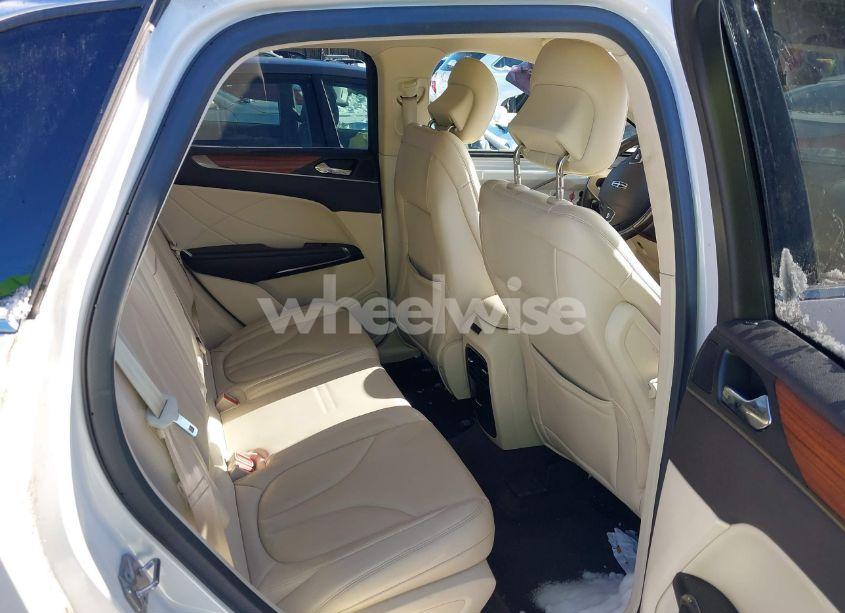 Photo 8 of 2016 Lincoln Mkc RESERVE (VIN 5LMTJ3DH9GUJ21388)