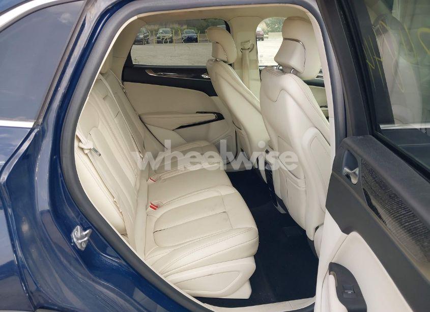 Photo 8 of 2018 Lincoln Mkc BLACK LABEL (VIN 5LMTJ4DHXJUL12752)