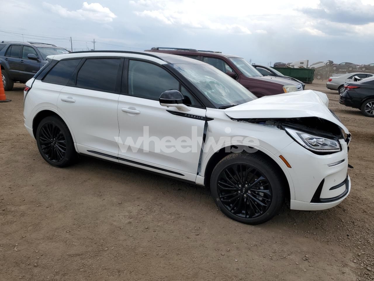 Photo 4 of 2025 LINCOLN CORSAIR GRAND TOURING (VIN 5LMTJ5DZ3SUL07912)