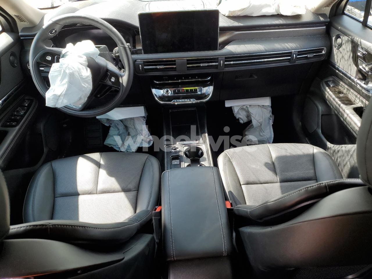 Photo 8 of 2025 LINCOLN CORSAIR GRAND TOURING (VIN 5LMTJ5DZ3SUL07912)