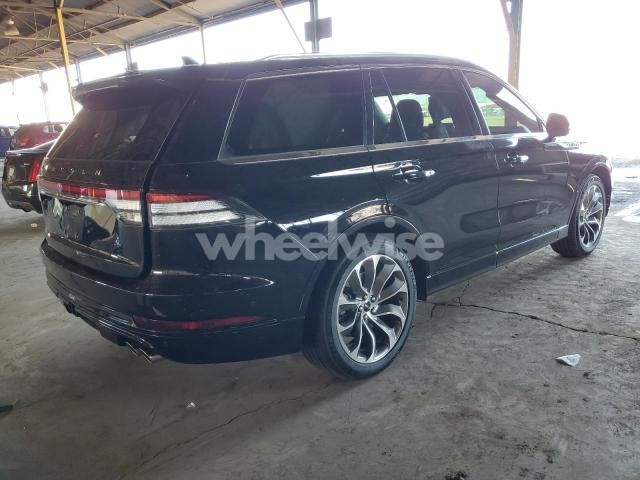 Photo 2 of 2021 LINCOLN AVIATOR GRAND TOURING (VIN 5LMYJ8XY3MNL00109)