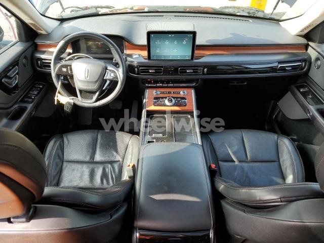 Photo 2 of 2020 LINCOLN AVIATOR GRAND TOURING (VIN 5LMYJ8XYXLGL34826)