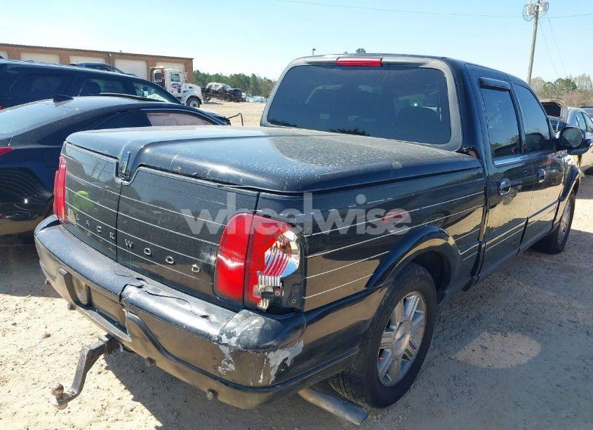 Photo 4 of 2002 Lincoln Blackwood N/A (VIN 5LTEW05A22KJ02863)