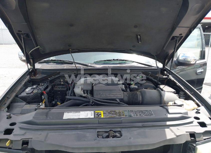 Photo 10 of 2002 Lincoln Blackwood N/A (VIN 5LTEW05A32KJ00765)