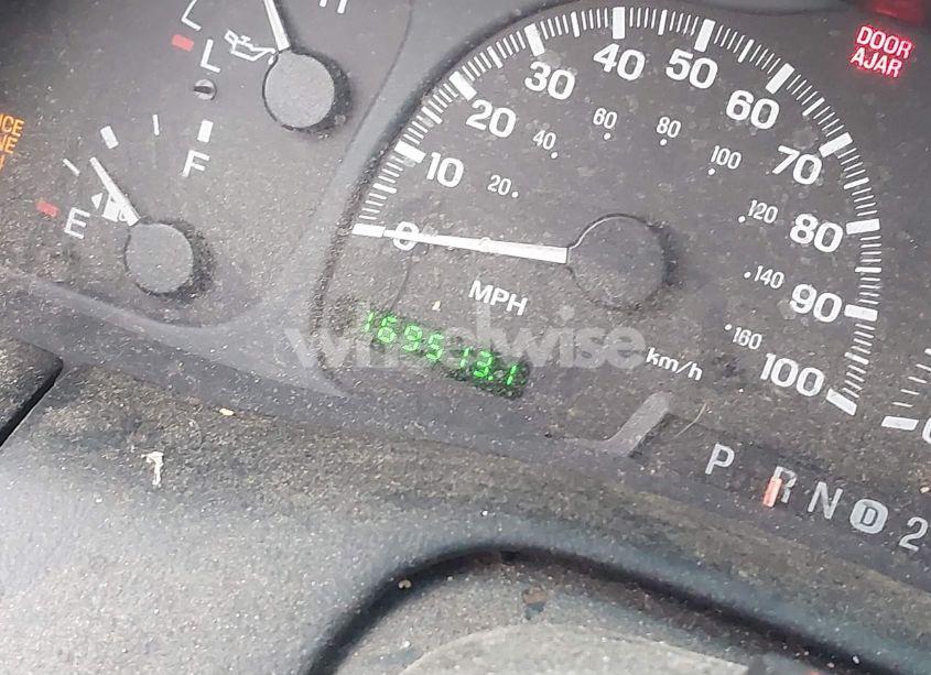 Photo 7 of 2002 Lincoln Blackwood N/A (VIN 5LTEW05A52KJ01819)