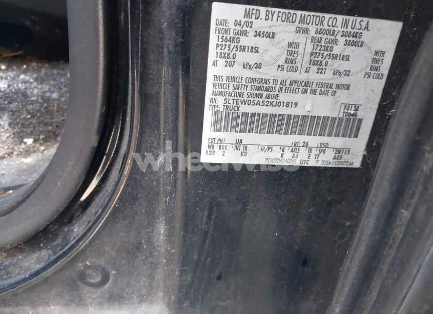 Photo 9 of 2002 Lincoln Blackwood N/A (VIN 5LTEW05A52KJ01819)