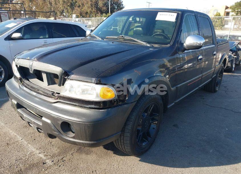 Photo 2 of 2002 Lincoln Blackwood N/A (VIN 5LTEW05A62KJ03322)