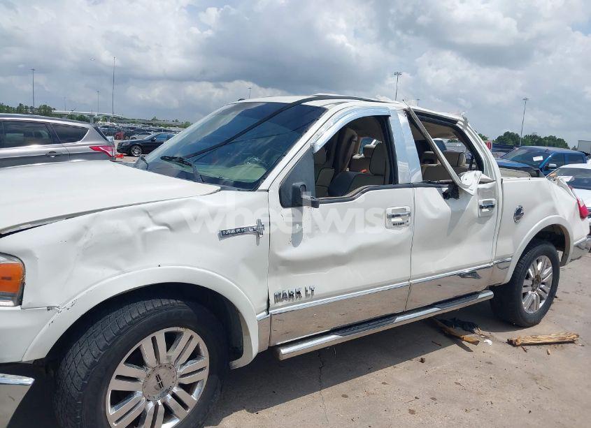 Photo 6 of 2006 Lincoln Mark LT (VIN 5LTPW16526FJ23050)