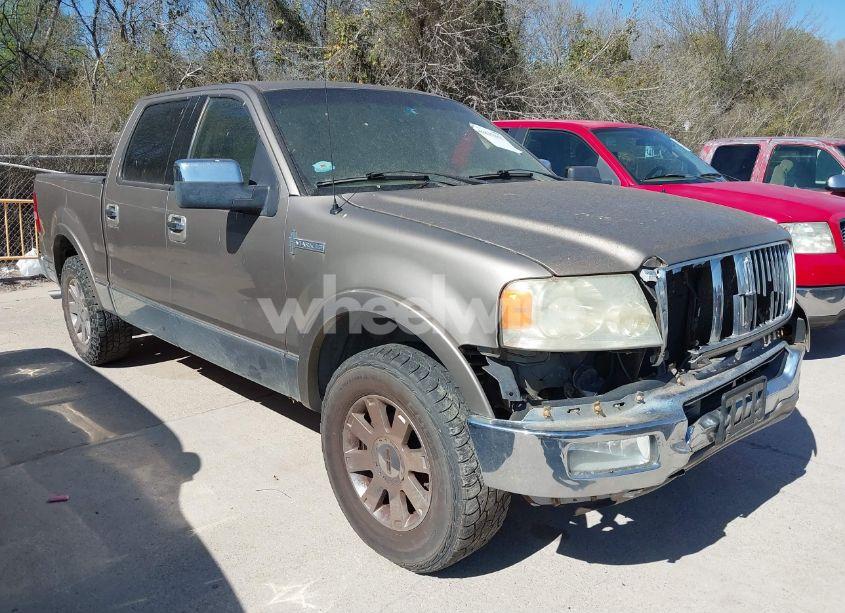 2006 Lincoln Mark LT (VIN 5LTPW16556FJ07344) main photo