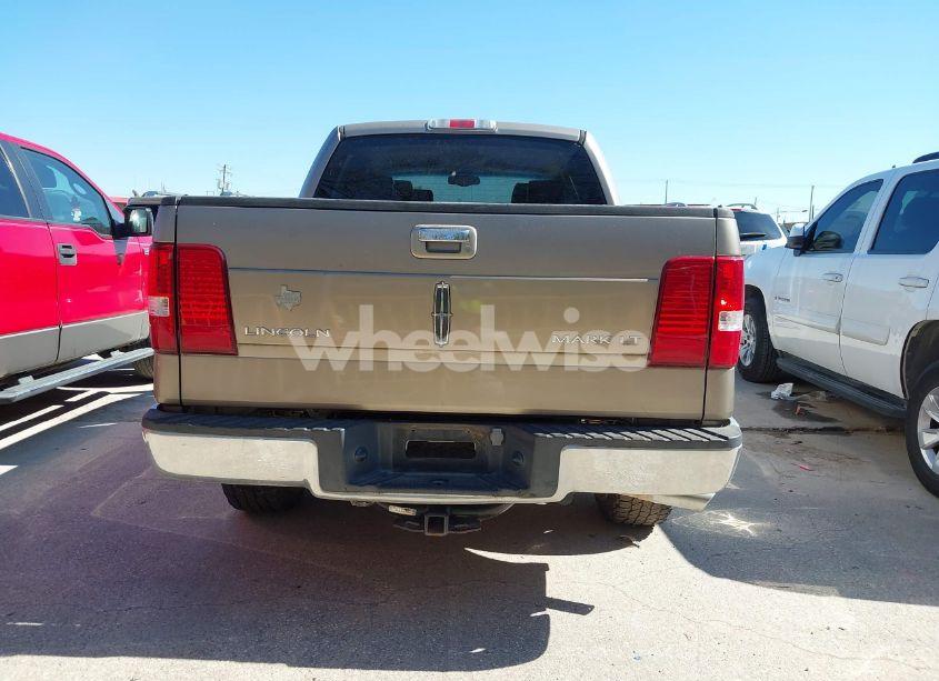 Photo 16 of 2006 Lincoln Mark LT (VIN 5LTPW16556FJ07344)