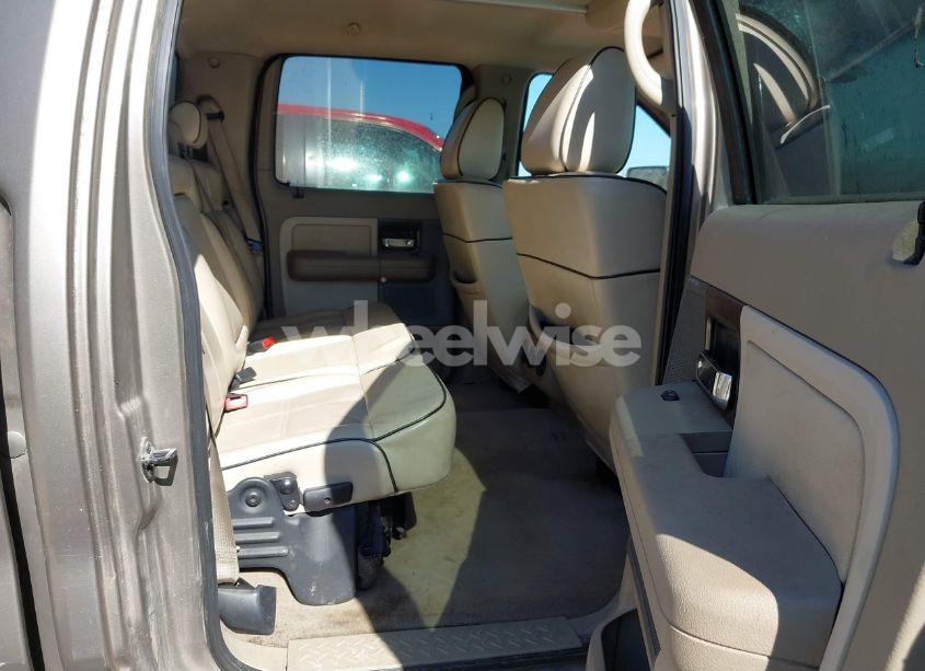 Photo 8 of 2006 Lincoln Mark LT (VIN 5LTPW16556FJ07344)