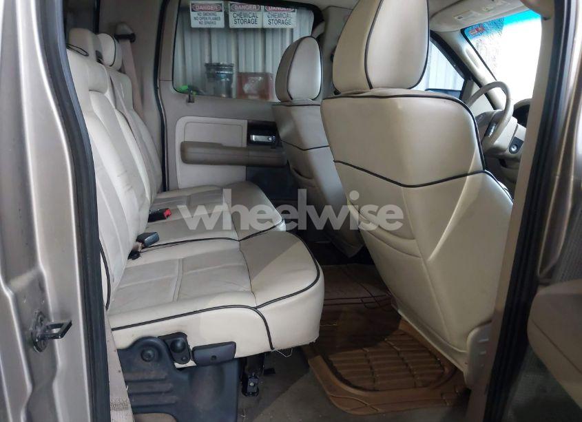 Photo 7 of 2006 Lincoln Mark LT (VIN 5LTPW16576FJ10505)