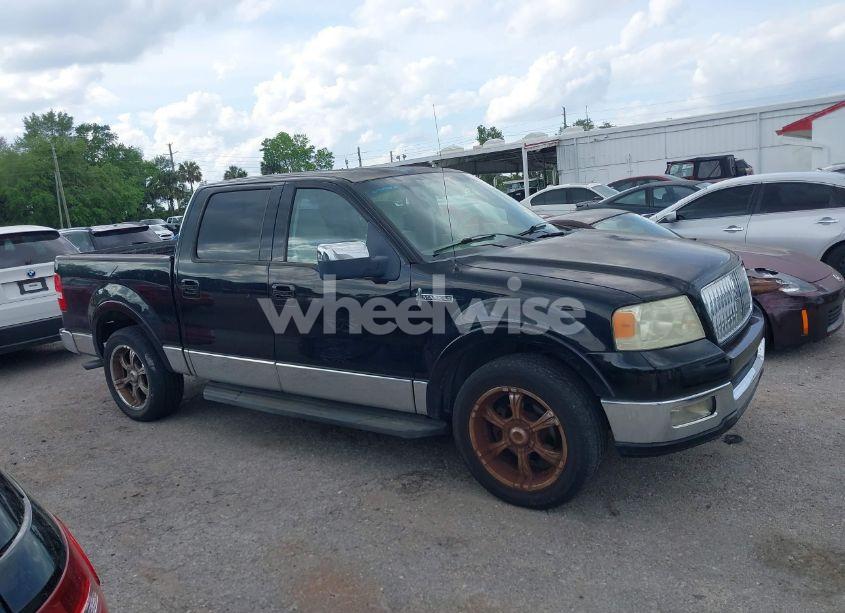Photo 14 of 2006 Lincoln Mark LT (VIN 5LTPW165X6FJ01457)