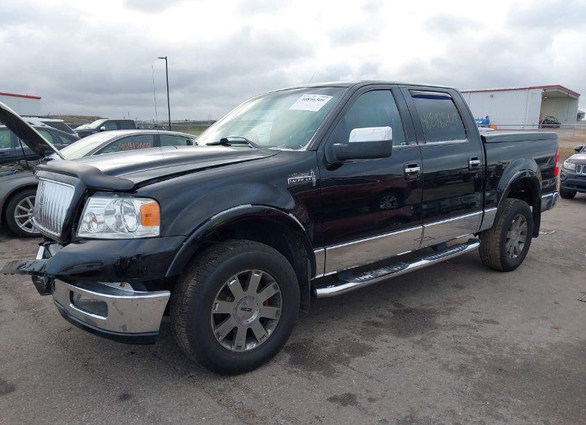 Photo 2 of 2006 Lincoln Mark LT (VIN 5LTPW18566FJ02540)