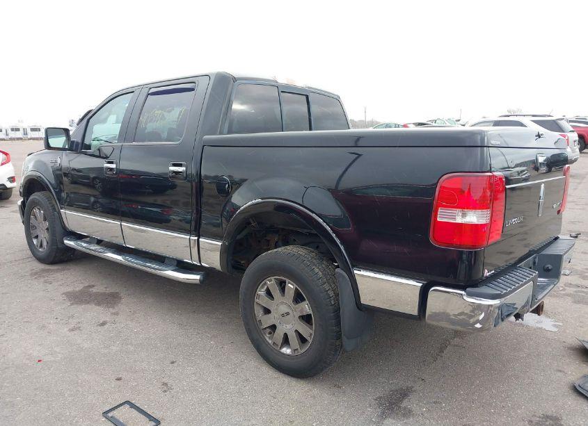Photo 3 of 2006 Lincoln Mark LT (VIN 5LTPW18566FJ02540)