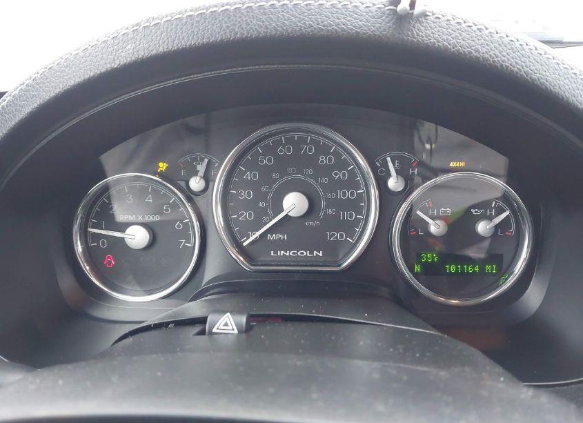 Photo 7 of 2006 Lincoln Mark LT (VIN 5LTPW18566FJ02540)