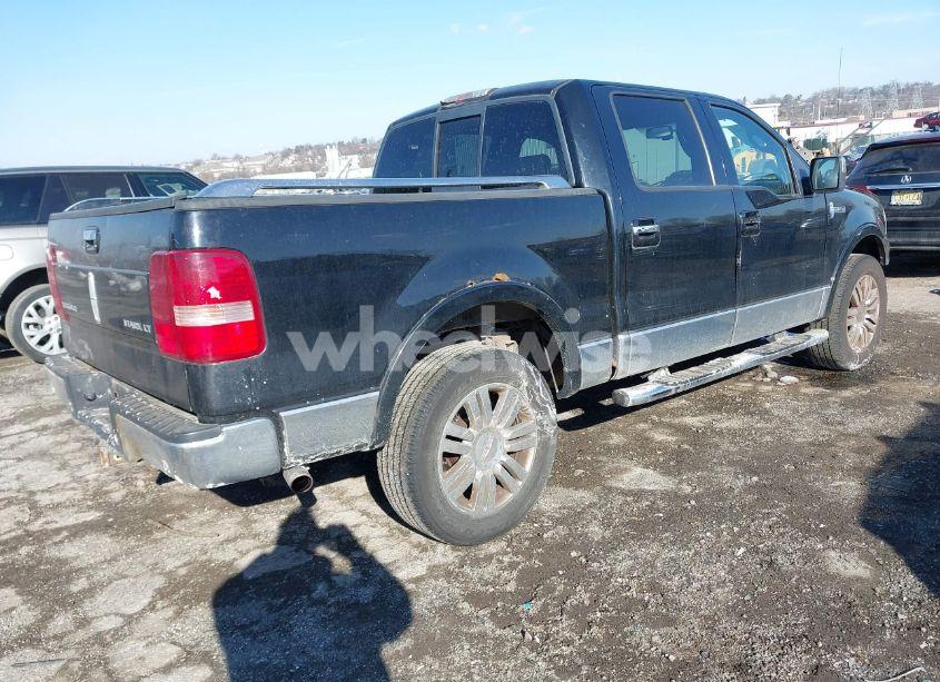 Photo 4 of 2006 Lincoln Mark LT (VIN 5LTPW18596FJ25049)