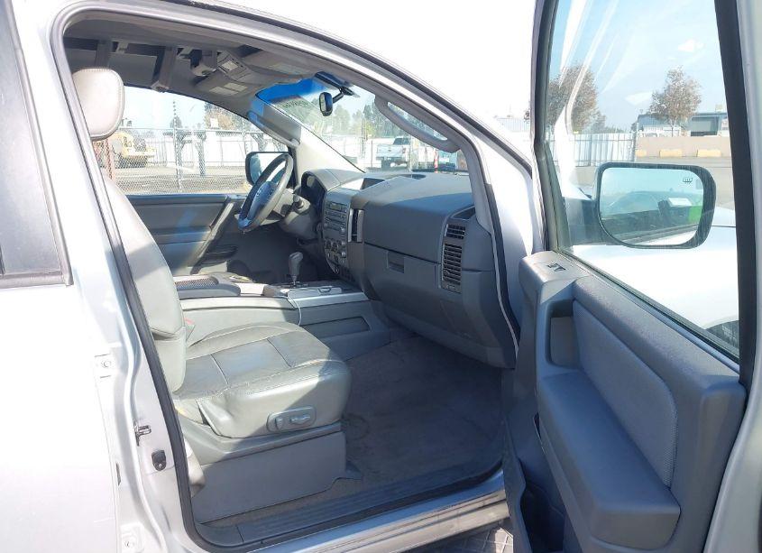 Photo 5 of 2005 Nissan Armada LE (VIN 5N1AA08A45N713035)