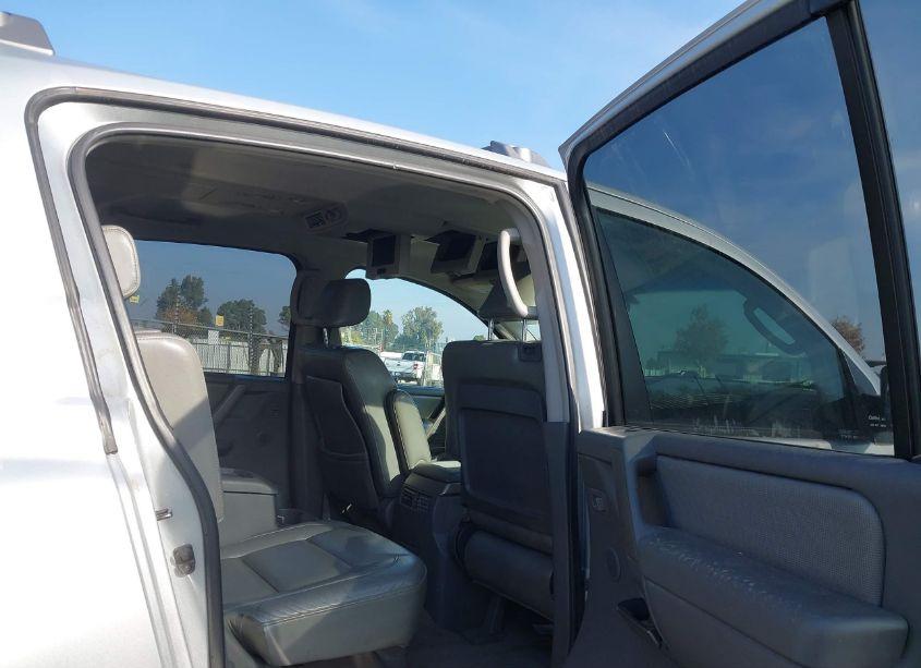 Photo 8 of 2005 Nissan Armada LE (VIN 5N1AA08A45N713035)